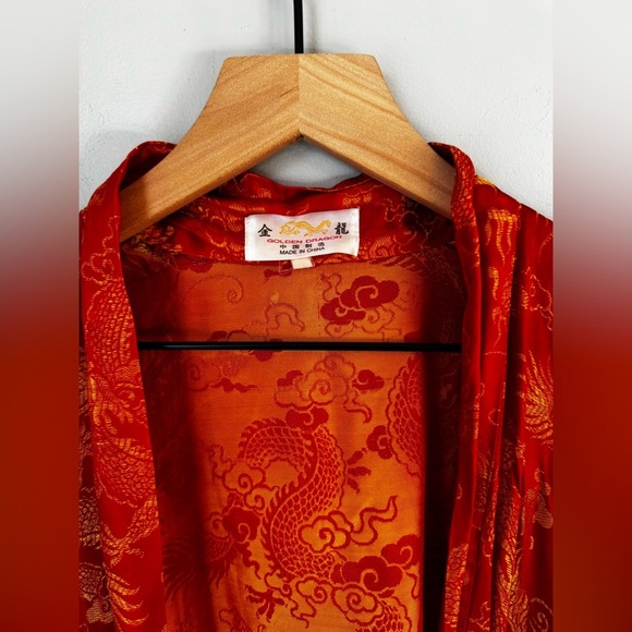 Golden Dragon Full Length Vintage Robe- red with gold embellishments- Sz large - Picture 5 of 12